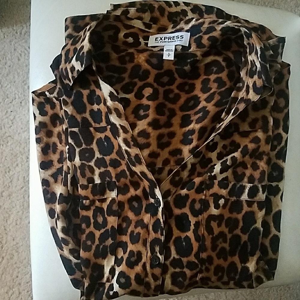 EXPRESS Portofino Button Up w/ Leapoard Print - Picture 2 of 4